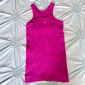 Lululemon tank size 4